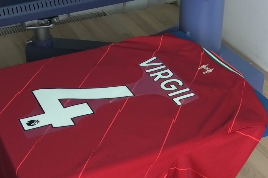 Virgil van Dijk 4 Official Liverpool Home Jersey 2021/22