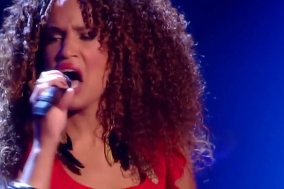 Sharon Doorson sings 'This Is A Man's World' - The Blind Auditions - The voice of Holland ●