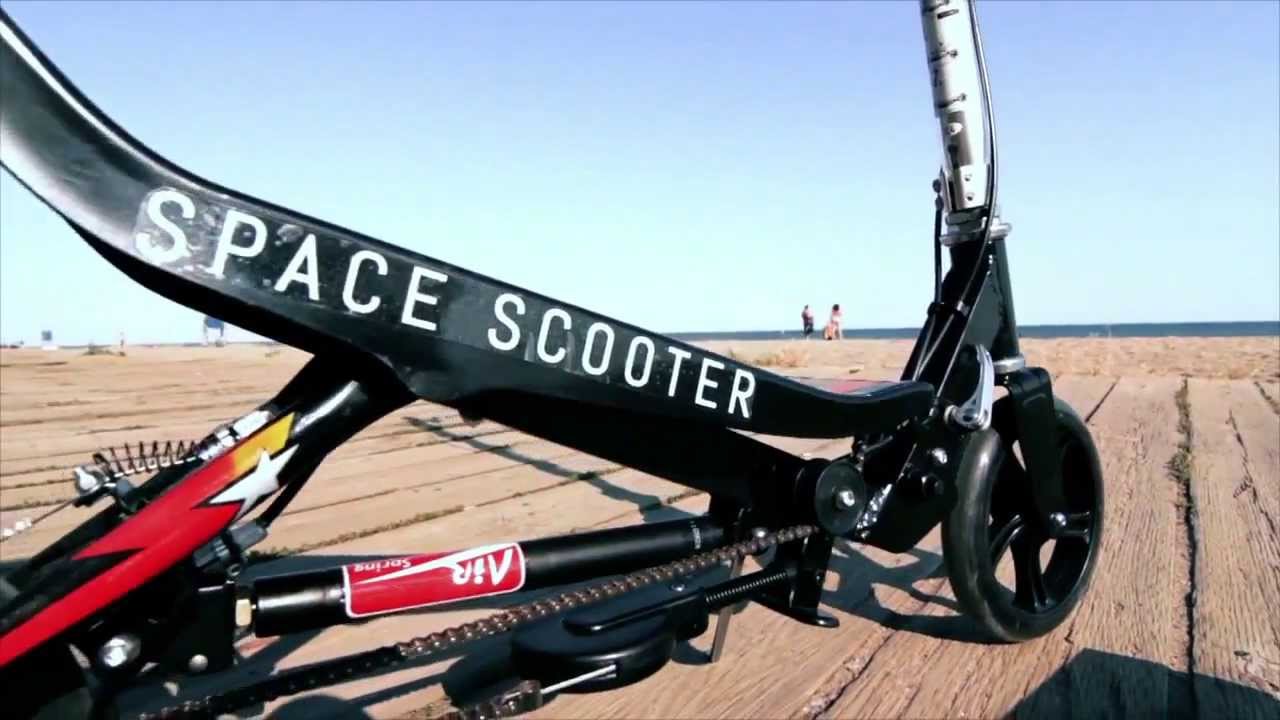 Space Scooter - De nieuwste rage!